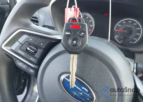 2018 Subaru Impreza 2.0I Premium from USA, damaged, VIN 4S3GKAB64J3621807